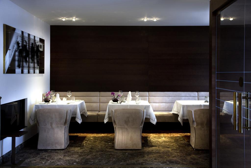 Iris Porsche Hotel & Restaurant Mondsee Ngoại thất bức ảnh