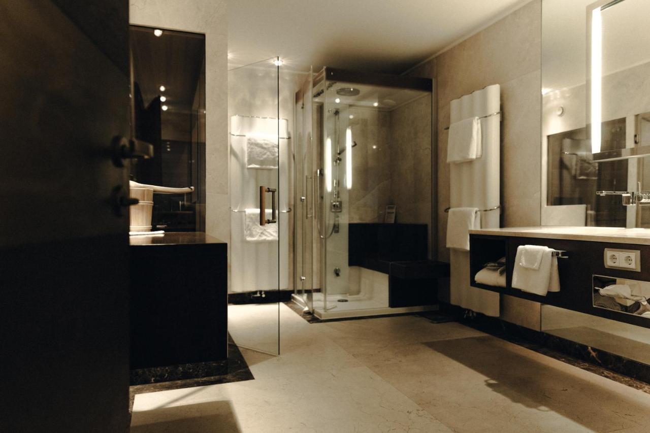 Iris Porsche Hotel & Restaurant Mondsee Ngoại thất bức ảnh